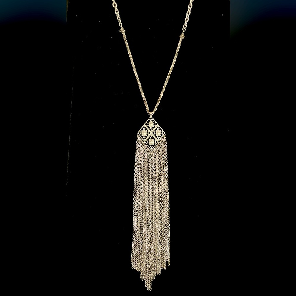 Tassel necklace